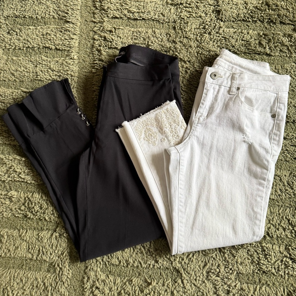 Size 8 Cropped Pants Bundle (2)